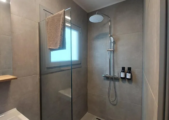 Summer Project Theros Apartamento