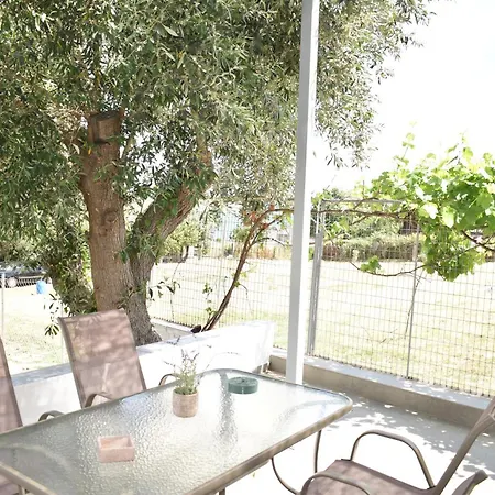 Summer Project Theros Apartment *