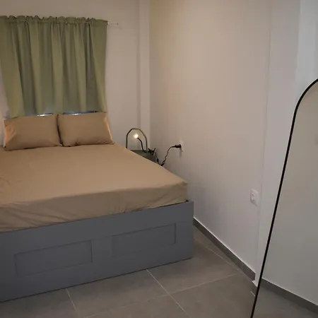 Summer Project Theros Appartamento