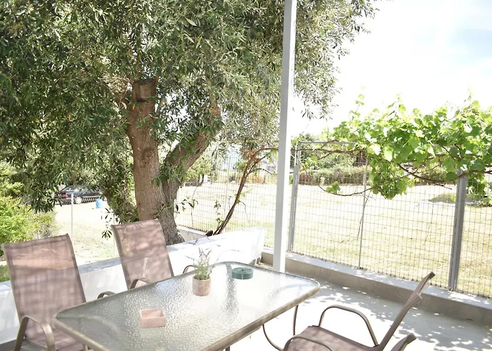 Summer Project Theros Apartment *