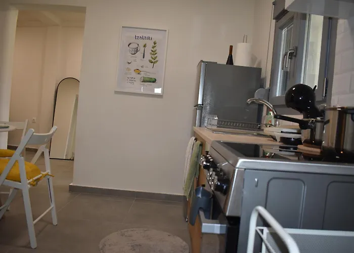 Apartment Summer Project Theros